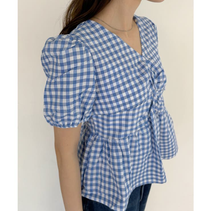 フロント ねじりデザイン パフスリーブ ギンガムチェック ペプラム