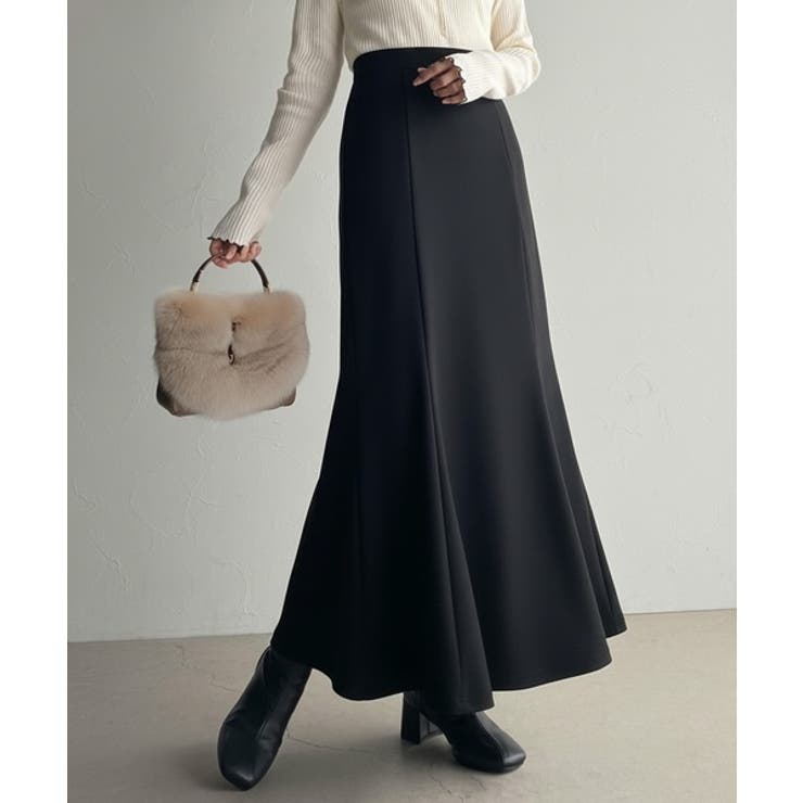 歩くたび、揺れ踊る。カットツイルマーメイドスカート[品番