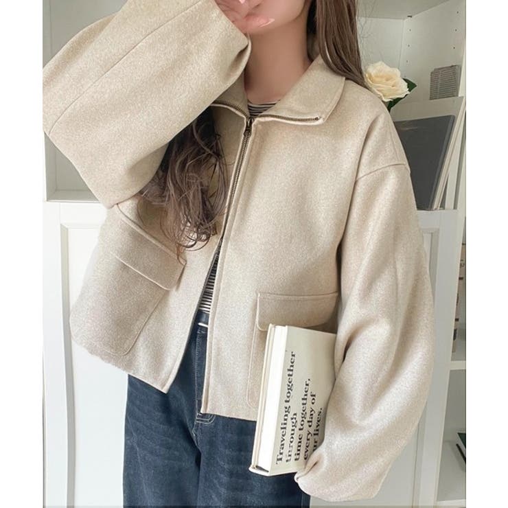 シンプルなのに映える、冬の主役アウター。ショート丈ダブルZIP