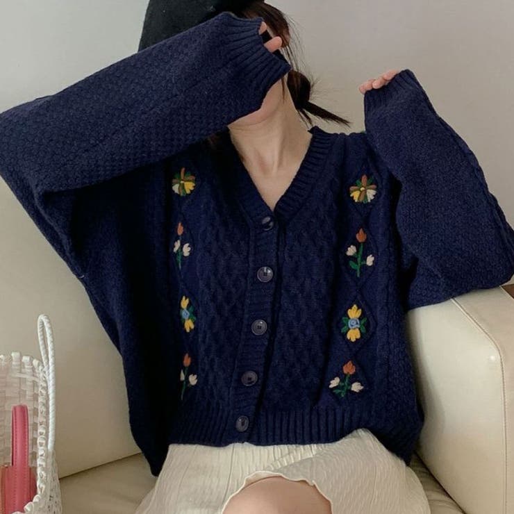 花刺繍ケーブルニットカーディガン トップス ケーブルニット[品番
