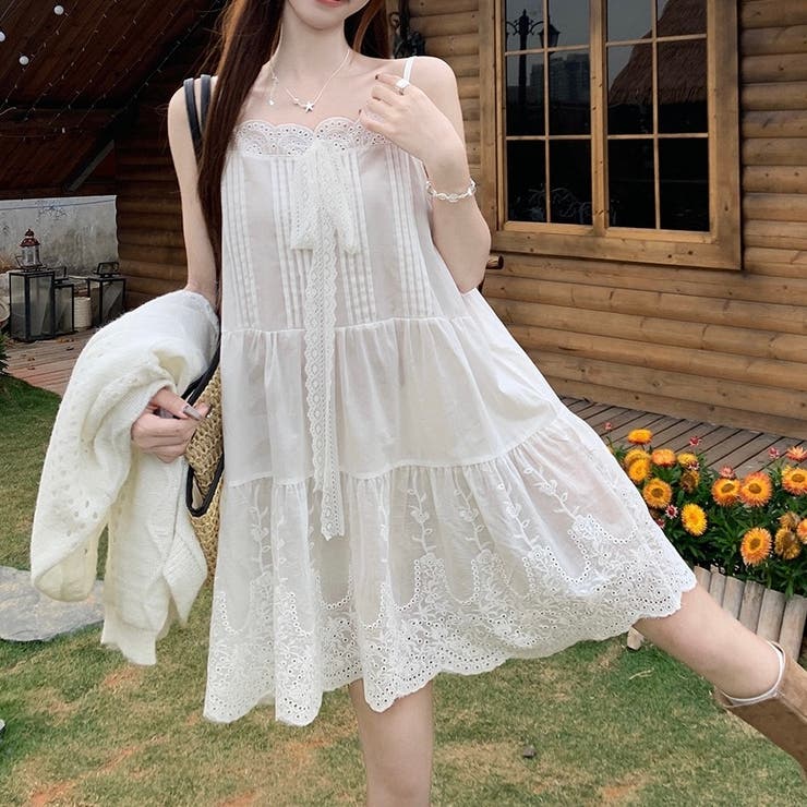 春夏新作】レースリボン付きミニ丈キャミワンピース[品番：SHNW0012638