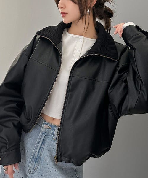 Javaジャバコラボ》洗練された大人スタイル。ショート丈リブタートル