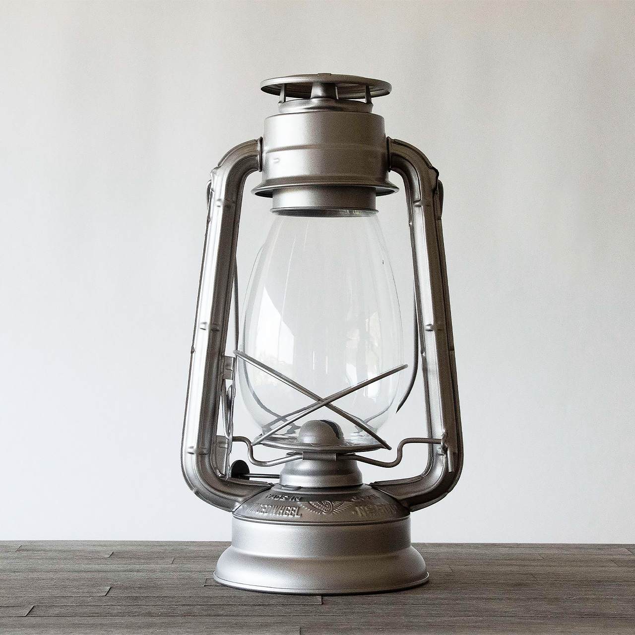 国産ハリケーンランプ 当店限定カラー - Winged Wheel社製（別所製作所）