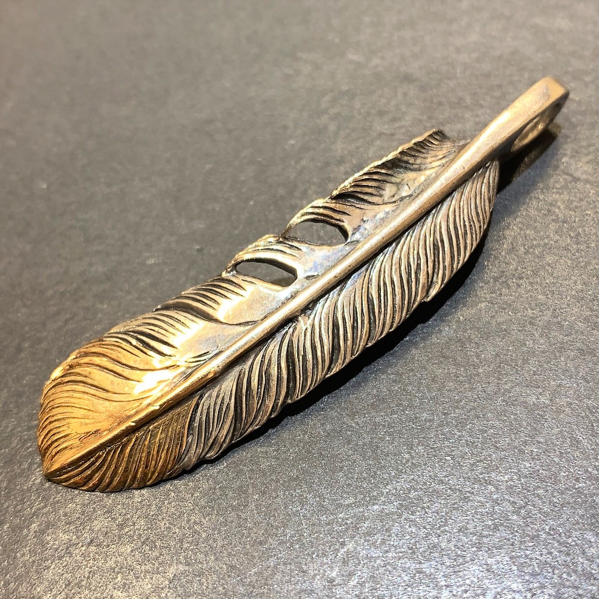 アリゾナフリーダムのK18×シルバー先金フェザートップを買取致しました