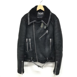 銀座本店でディーゼルブラックゴールドのブラックのムートンダブル