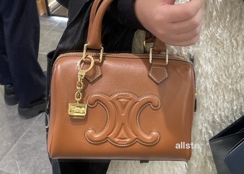 2023年新作も‼】CELINE(セリーヌ)のボストンバッグをお出かけの相棒に