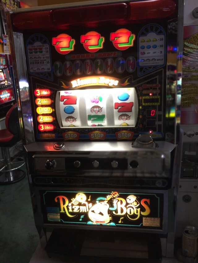 リズムボーイズ」 - 名波誠のブログ：名波誠のパチスロひとり旅 inぱち