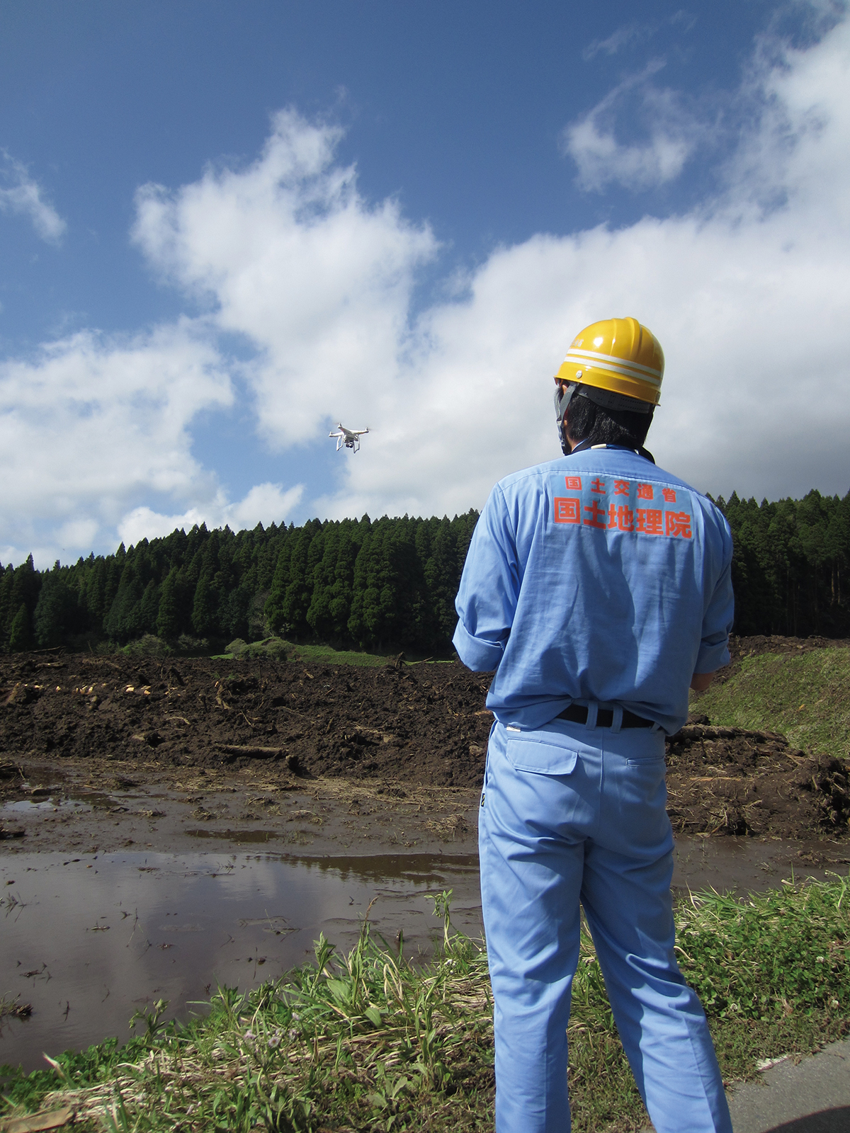 ドローンの空撮映像で災害状況を迅速に把握、各機関へ発信（国土地理院