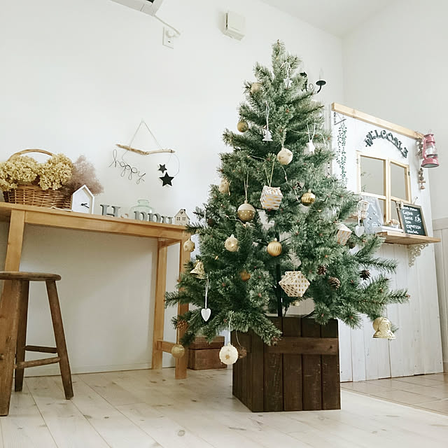 ニトリ クリスマスツリー150cmのおすすめ商品とおしゃれな実例