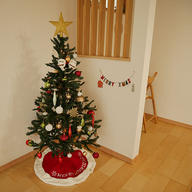 ニトリ クリスマスツリー150cmのおすすめ商品とおしゃれな実例