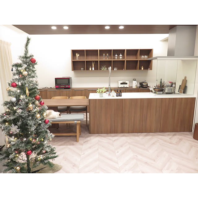 ニトリクリスマスツリー180のおすすめ商品とおしゃれな実例