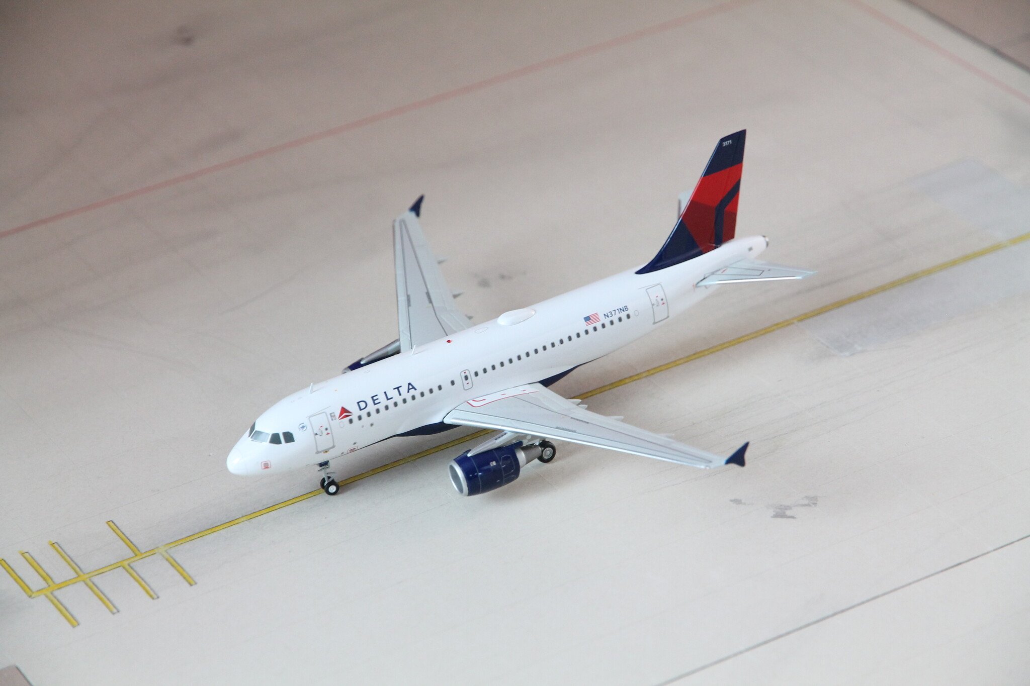 1:200 Delta Air Lines Airbus A319 Gemini Jets N371NB G2DAL1108