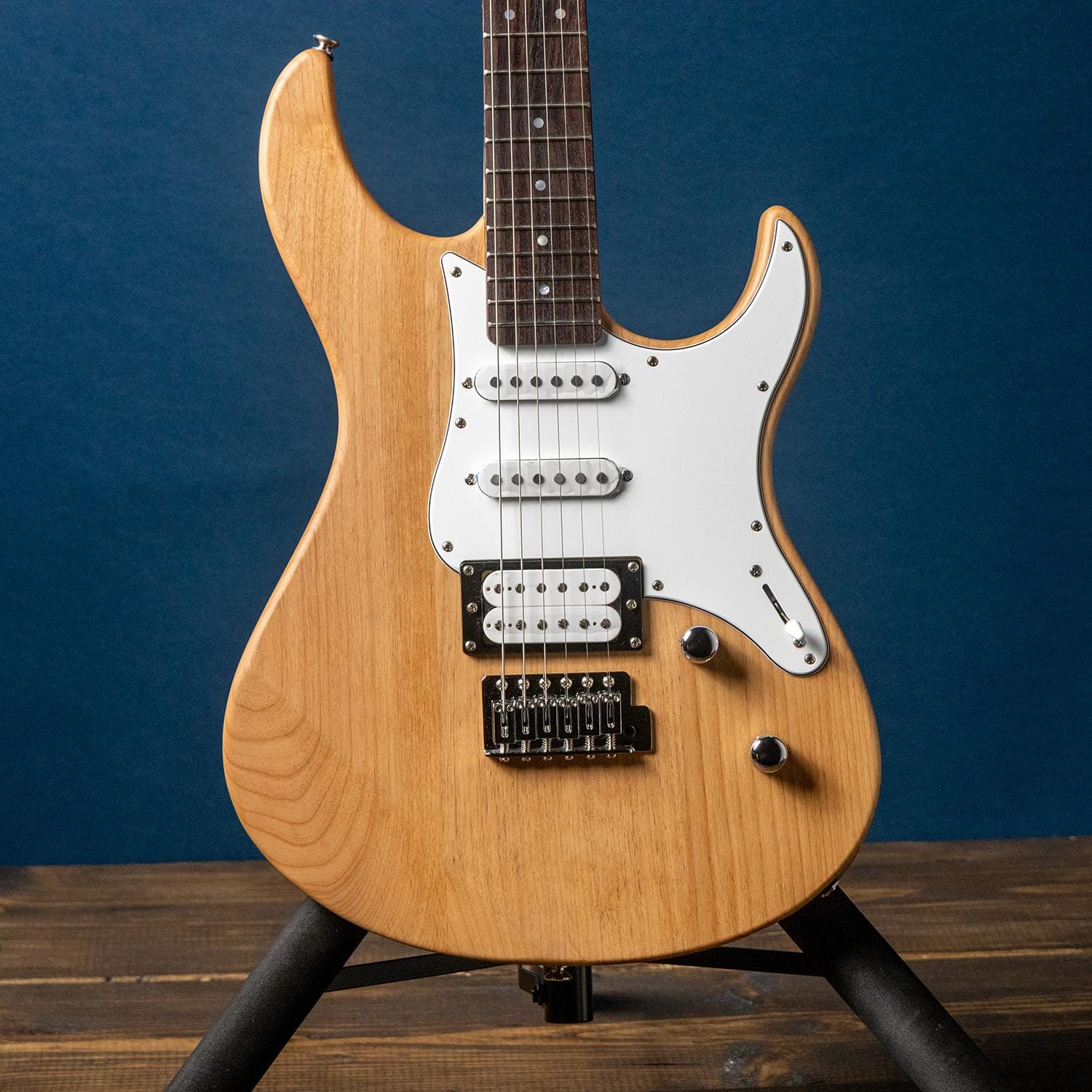 Yamaha PAC112V Pacifica Electric Guitar Natural Satin | Tapestry Music