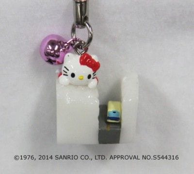 富山限定】「バスさん、早く逃げて！ 雪の壁から落っこちそう～」な