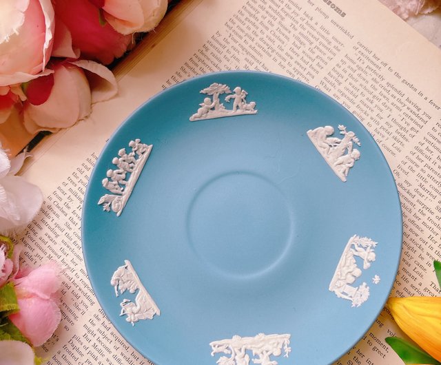 台湾 英国ボーンチャイナ ウェッジウッド ジャスパーブルーレリーフ