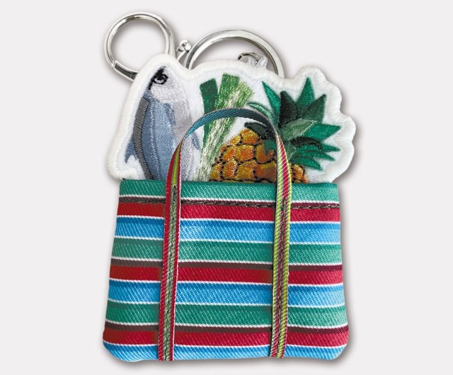 台湾 カァツェーバッグ刺繍チャーム／台湾土産／台湾らしいギフト