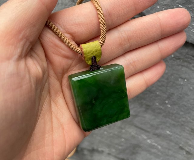 送料無料】台湾 翠玉山河 - 北極玉光シリーズ - 台湾デザイン彫刻の