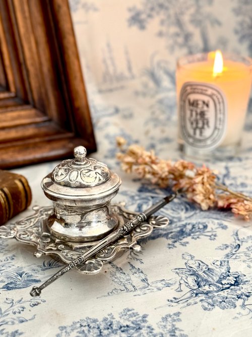 台湾 40037-美しきフランスアンティーク シルバープレート製インク壺