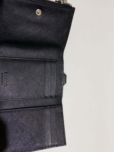 PRADA(プラダ) / トライアングルプレート/サフィアーノ/2MR036/カード