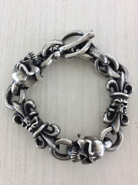 THIRTEEN DESIGNS(サーティーンデザインズ) / スカルブレスレット