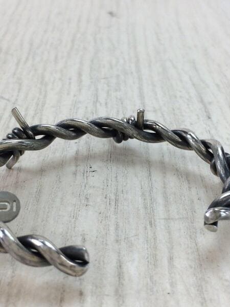 UNDERCOVER(アンダーカバー) / 有刺鉄線バングル/ | 中古品の販売