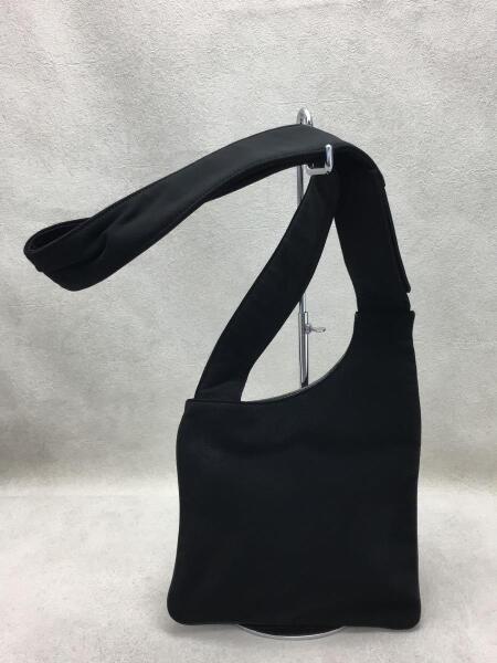 F*n様 miumiu archive レザーショルダーバッグ MIU MIU(ミュウミュウ