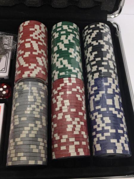 その他ブランド(ソノタブランド) / ホビーその他/ポーカーチップセット