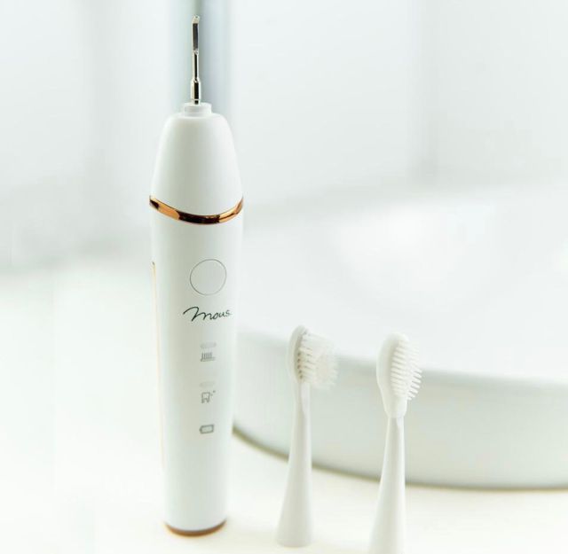 10年後に差がつくオーラルケア。超音波で白い歯が蘇る【mous.オーラ