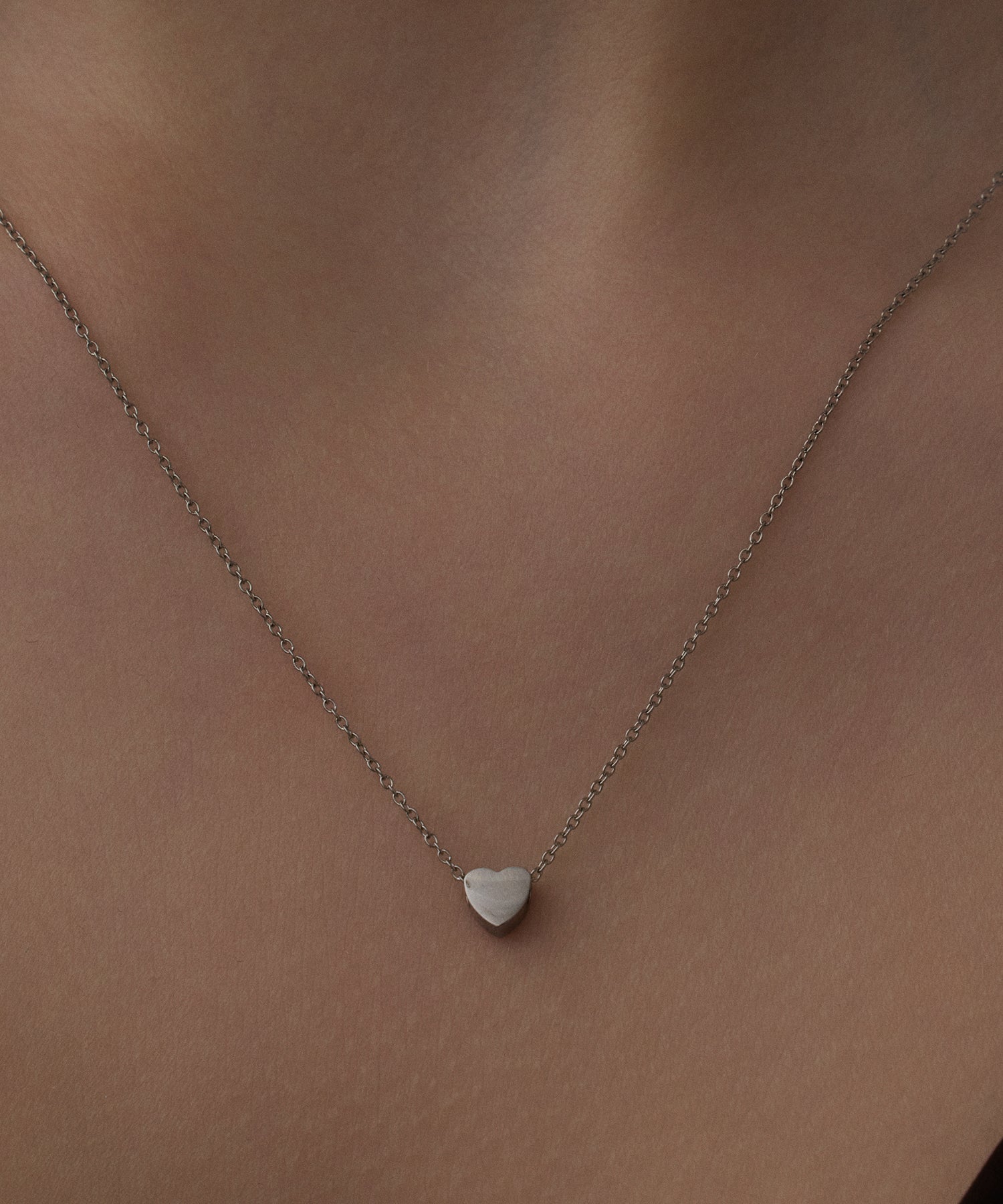 シルバー]タイニーハートネックレス