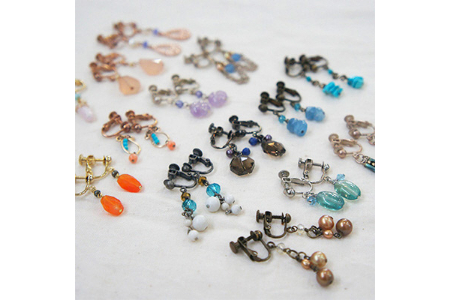 彩りハンドメイド天然石アクセサリーよくばり5点(イヤリング3点