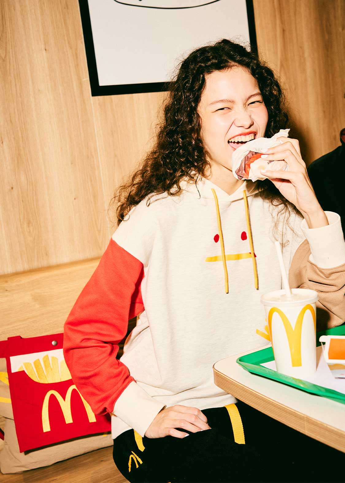 マックフライシャドー｜パーカー｜ユニセックス｜グラニフ(graniph