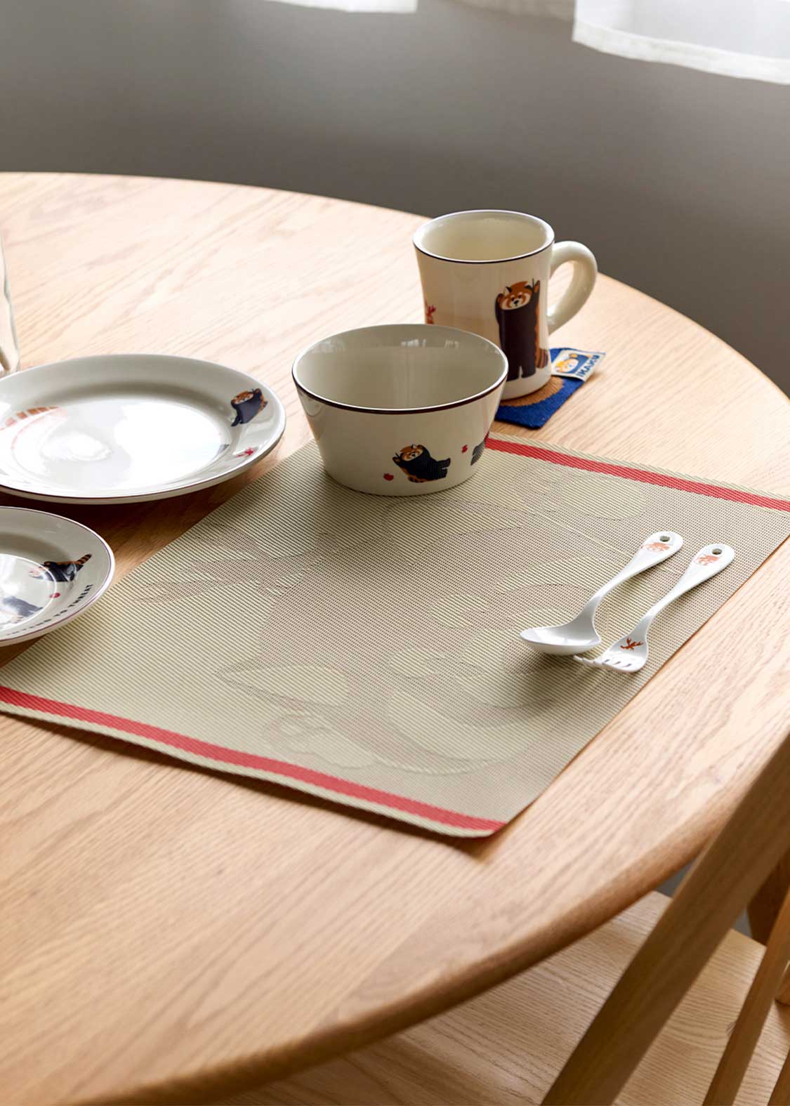 イカク｜PVCランチョンマット｜グラニフ(graniph)公式オンラインストア