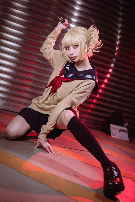 コスプレ】「ヒロアカ」トガヒミコの狂気的な美貌から目が離せない