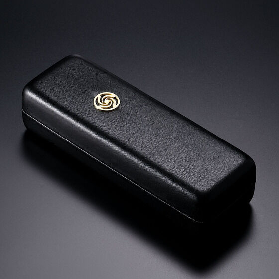 呪術廻戦」“高専時代”の五条悟のサングラスをリアルグッズ化！ 眼鏡