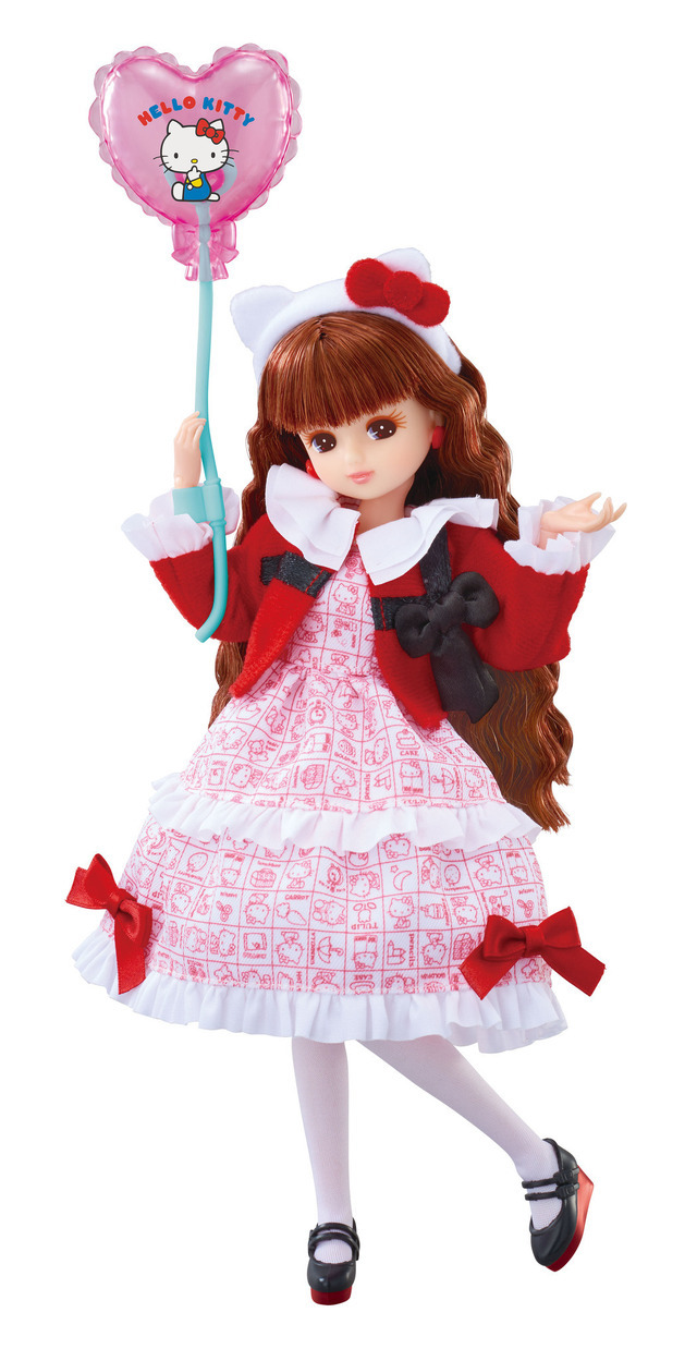 サンリオ」リカちゃんがハローキティ誕生50周年をお祝い♪ 特別仕様の