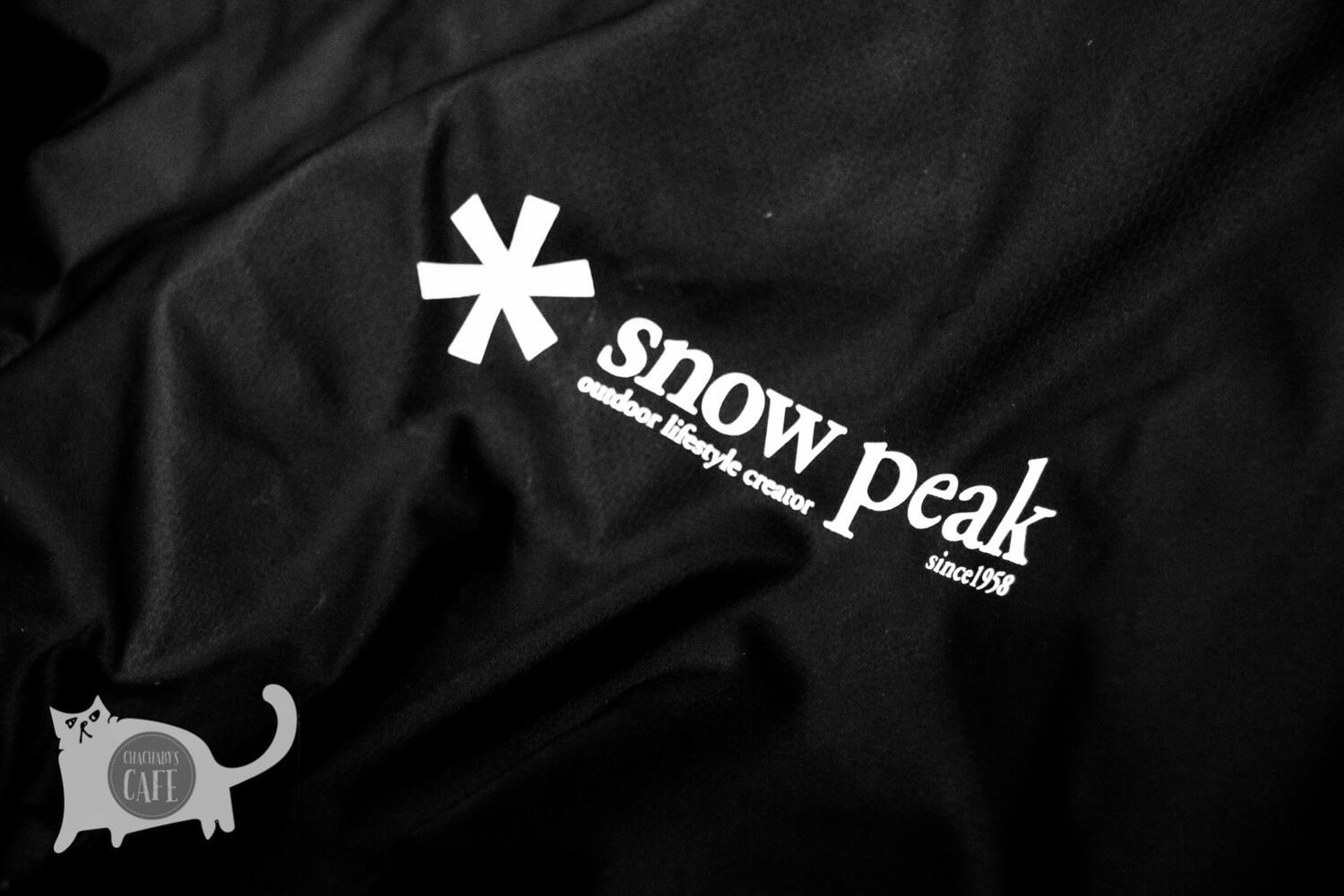 レビュー】スノーピークの「バレルバッグ」防水性があり、濡れたテント