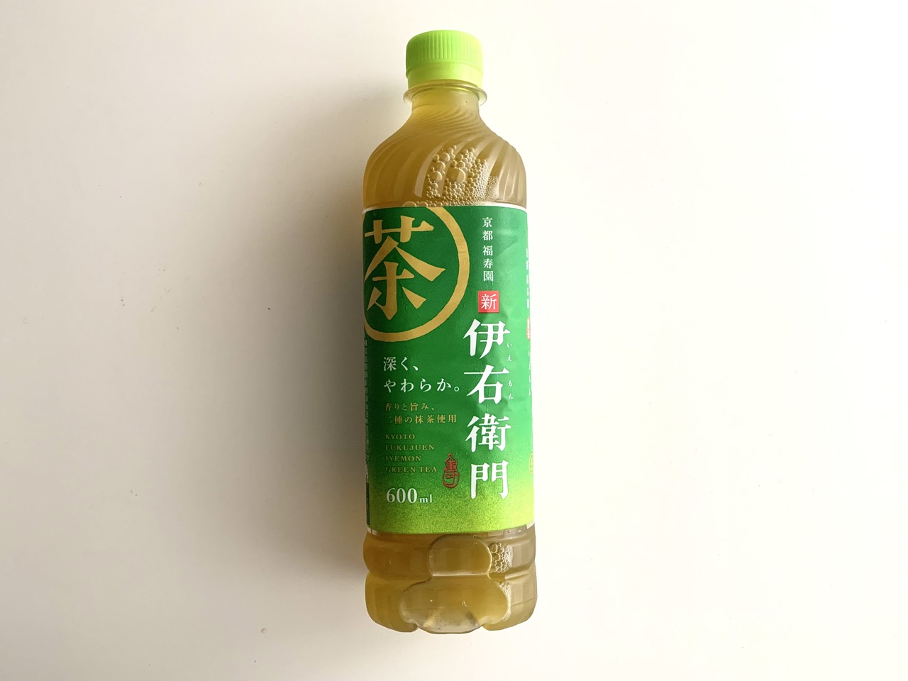 新しい【伊右衛門 緑茶】サントリー飲んでみた。2024年刷新で味も