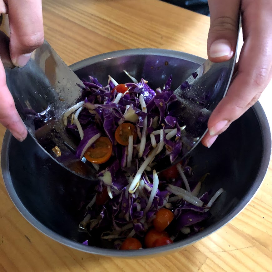 サラダハンドの使い方〜子ども編〜 ちゃんと食べてる？|有元葉子