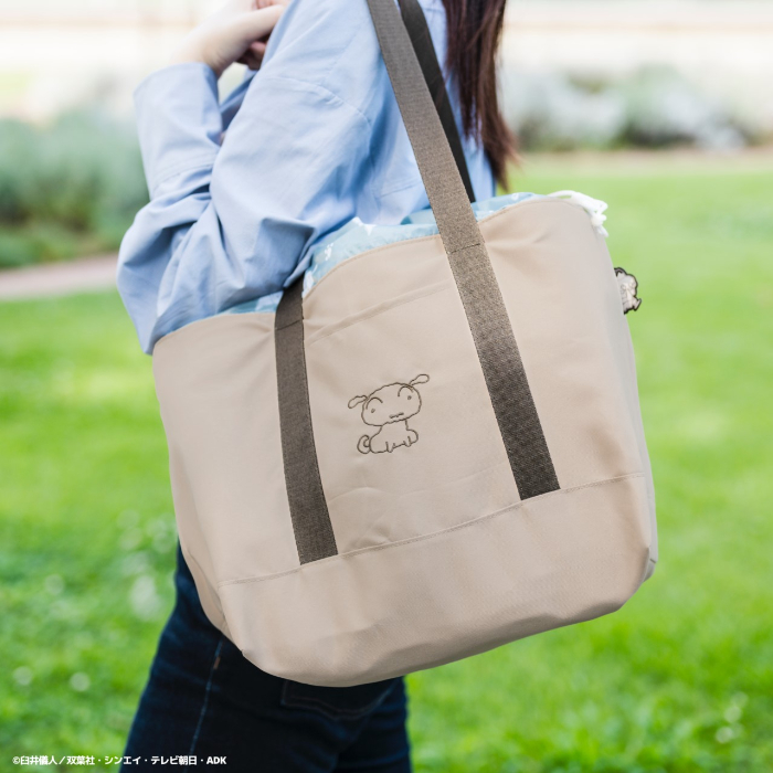 クレヨンしんちゃん」初のブランドムックが宝島社から登場！みさえが