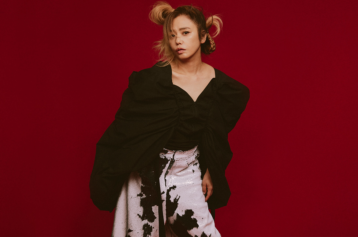 CHARA Official | ニュース、ディスコグラフィー、ライブ、ストア。