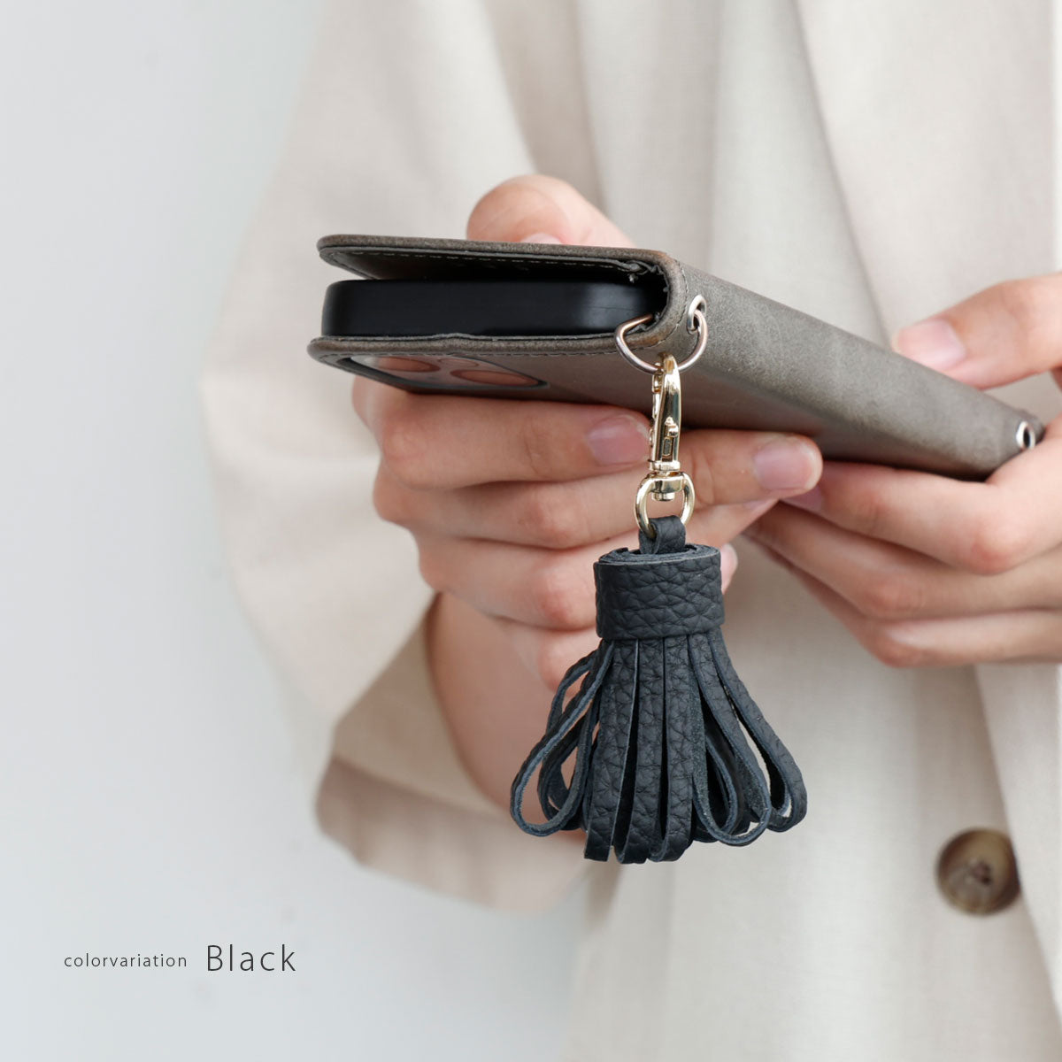 本革 タッセル キーホルダー キーチェーン カラビナ シュリンクレザー