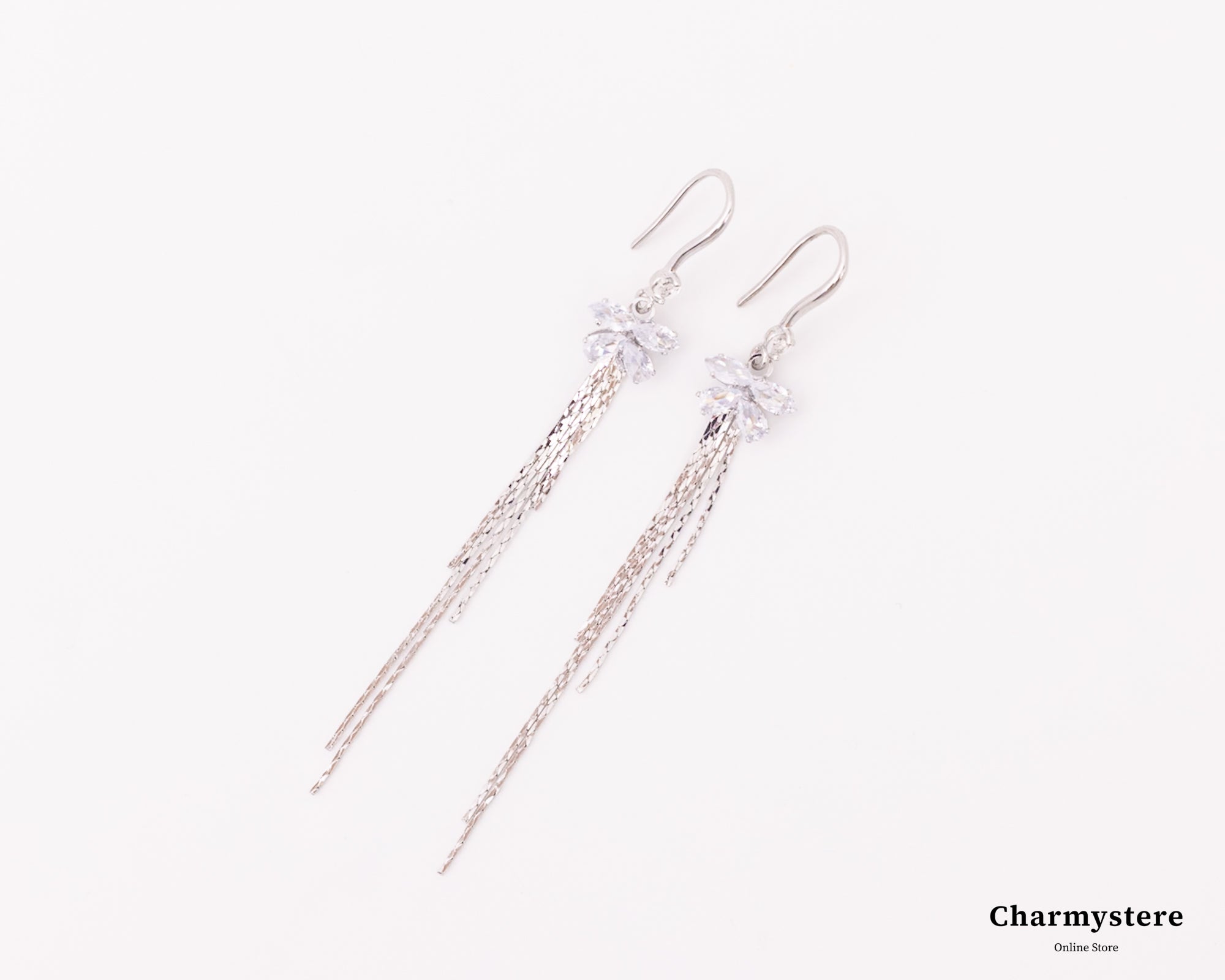 エレガントドロップバタフライシルエットロングピアス｜Charmystere