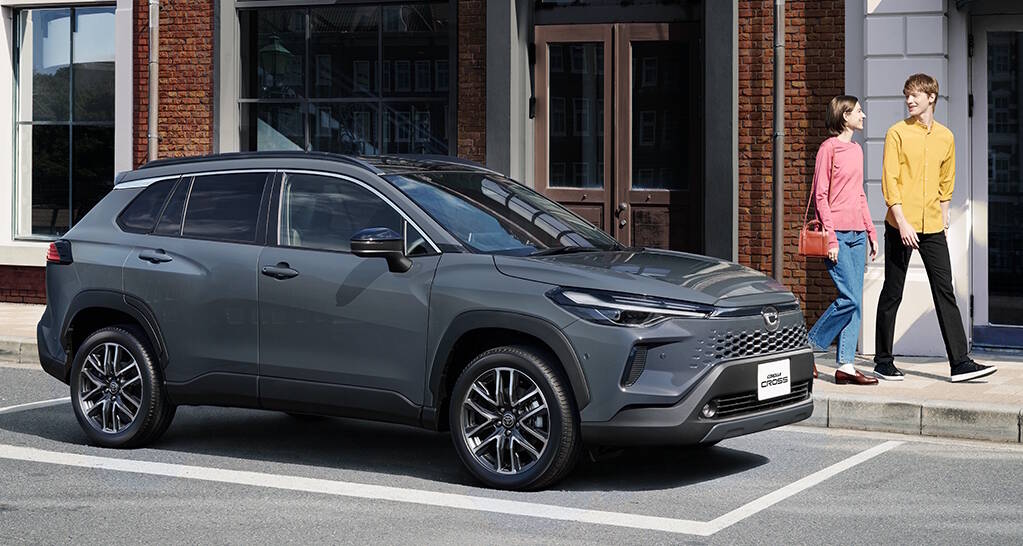 トヨタのカローラクロスのグレード・価格・ボディカラーをご紹介