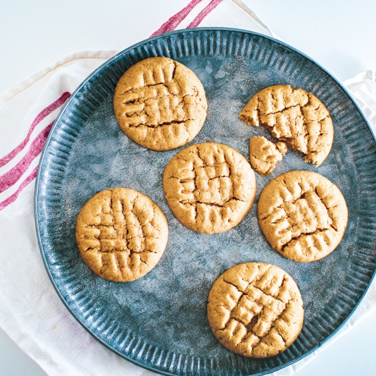 しっとり香ばしい・ピーナッツバタークッキー - Chicca Food