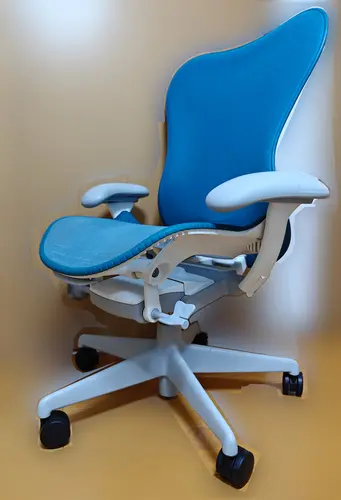 コンティークス・アイガーを捨て、ハーマンミラー・ミラ2を導入 - Chienomi