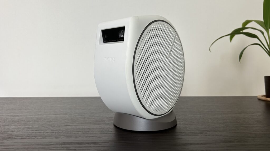 コスパと品質よし】BenQのGV30を徹底レビュー【天井投影を楽しめる