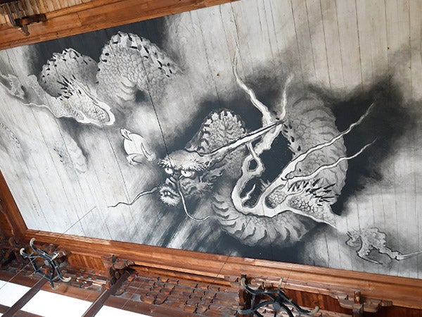 2024年の干支を彫刻画や天井画で見上げる社寺の龍｜シティリビングWeb