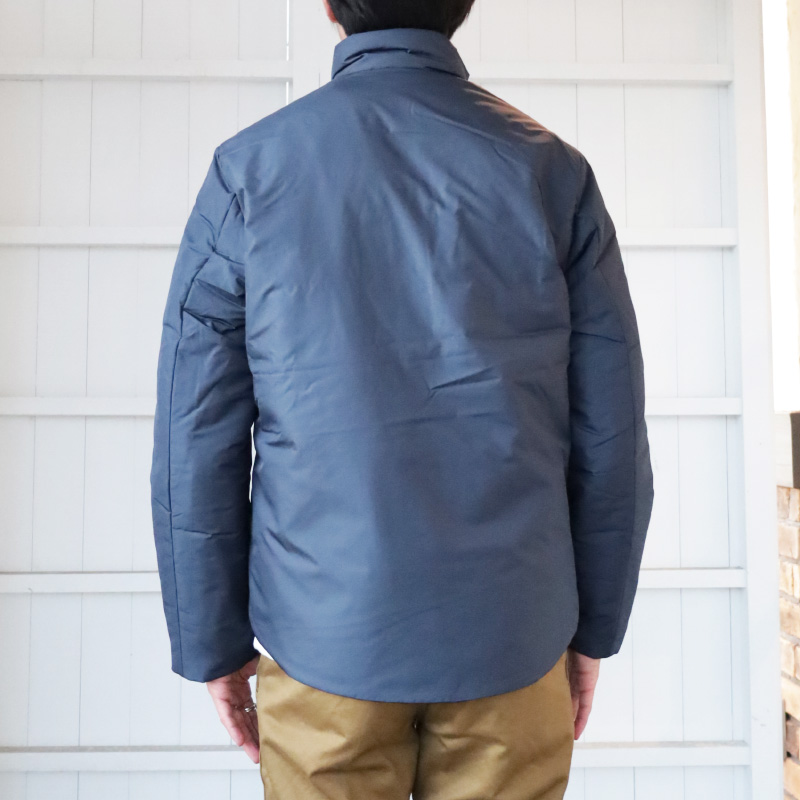 色々とお手軽なジャケット – by CITRON