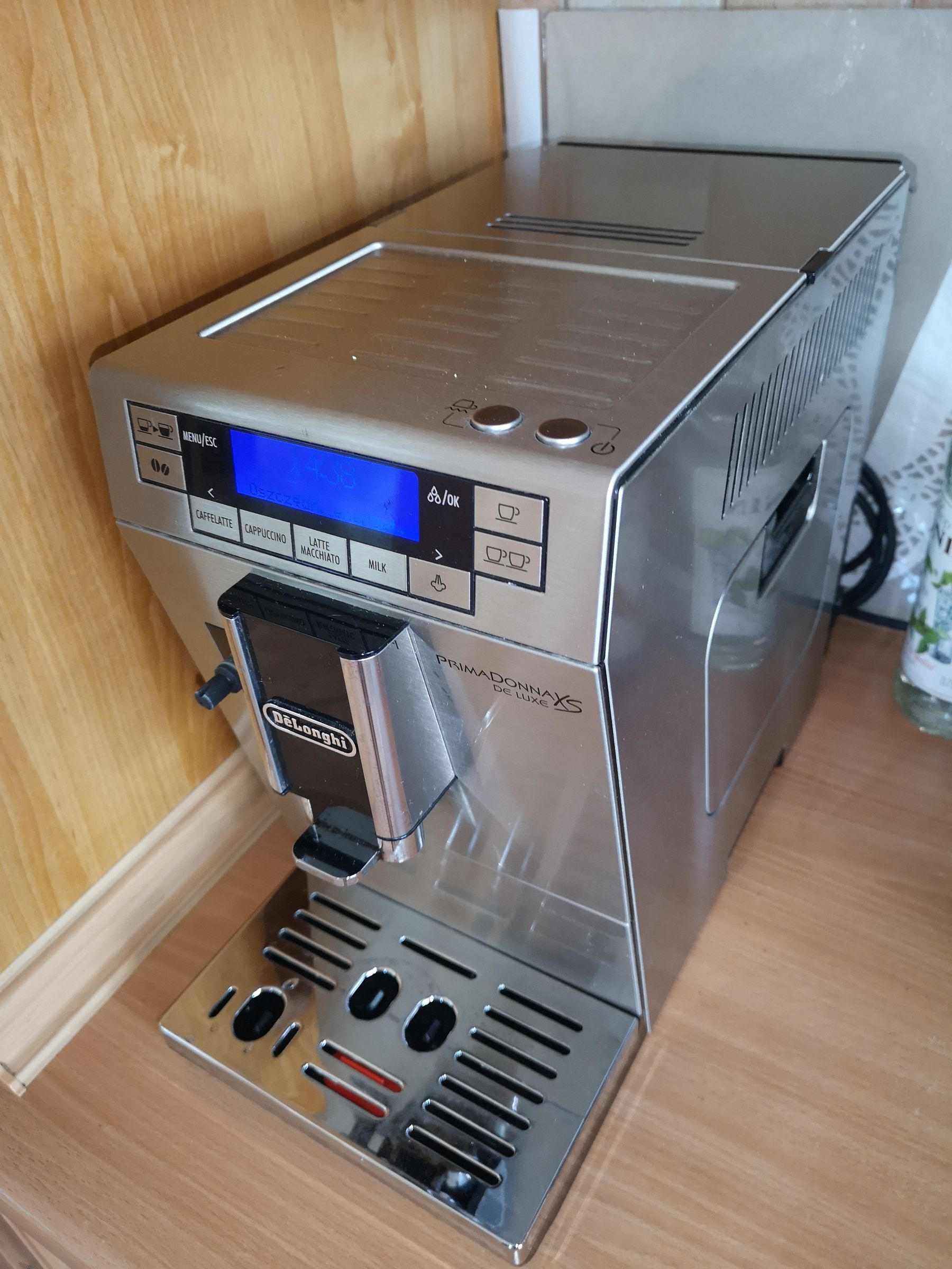 DeLonghi Primadonna XS Steam Valve Cleanup : 13 Steps - Instructables