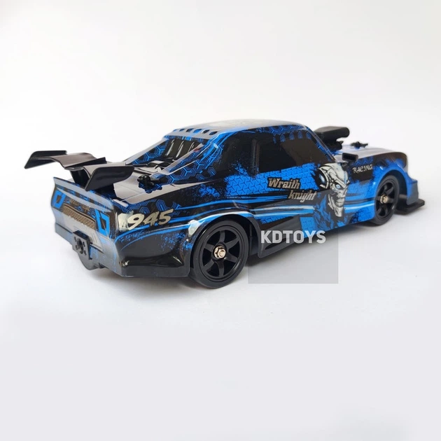 Машинка для дрифта на радиоуправлении Dodge Challenger 4wd на